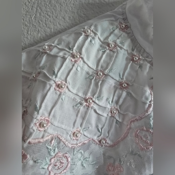 Gilligan & O'Malley White Pajama Top Short Sleeves - Picture 4 of 13